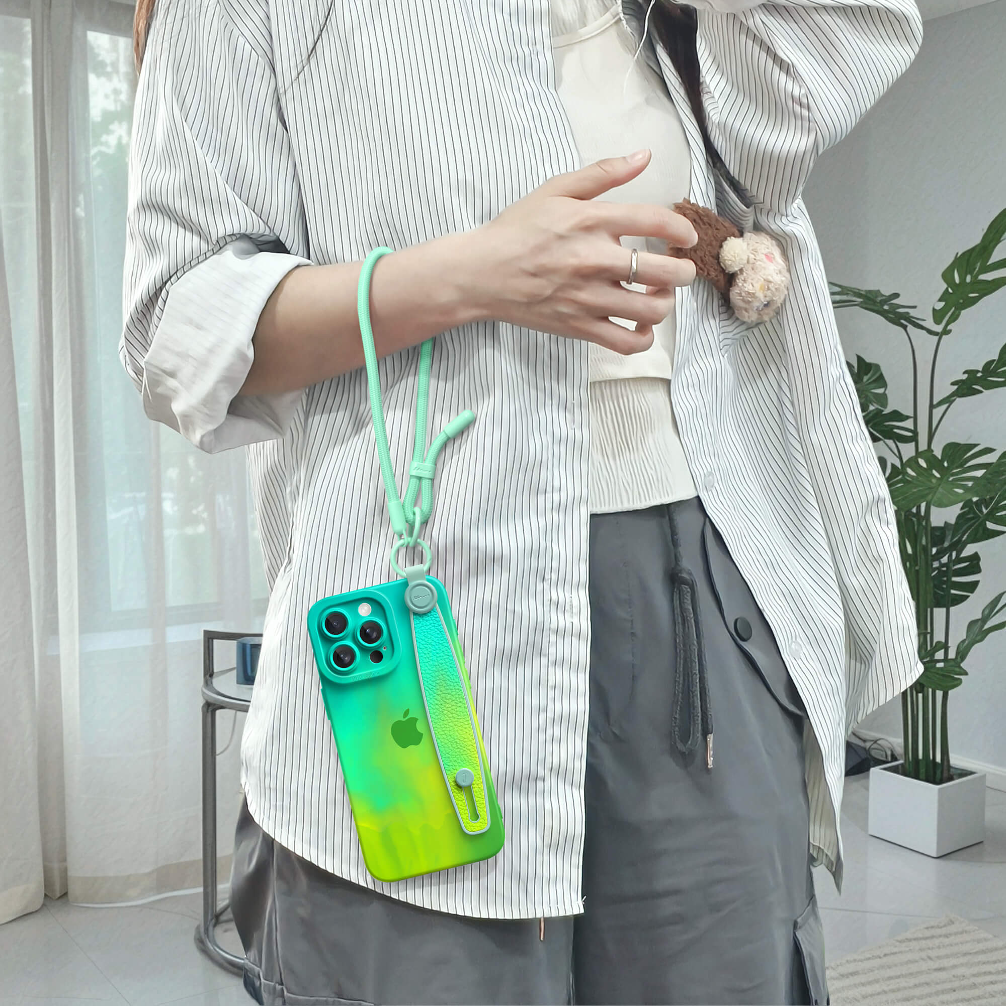 Northern Lights | iPhone Series Multifunctional Wristband Case