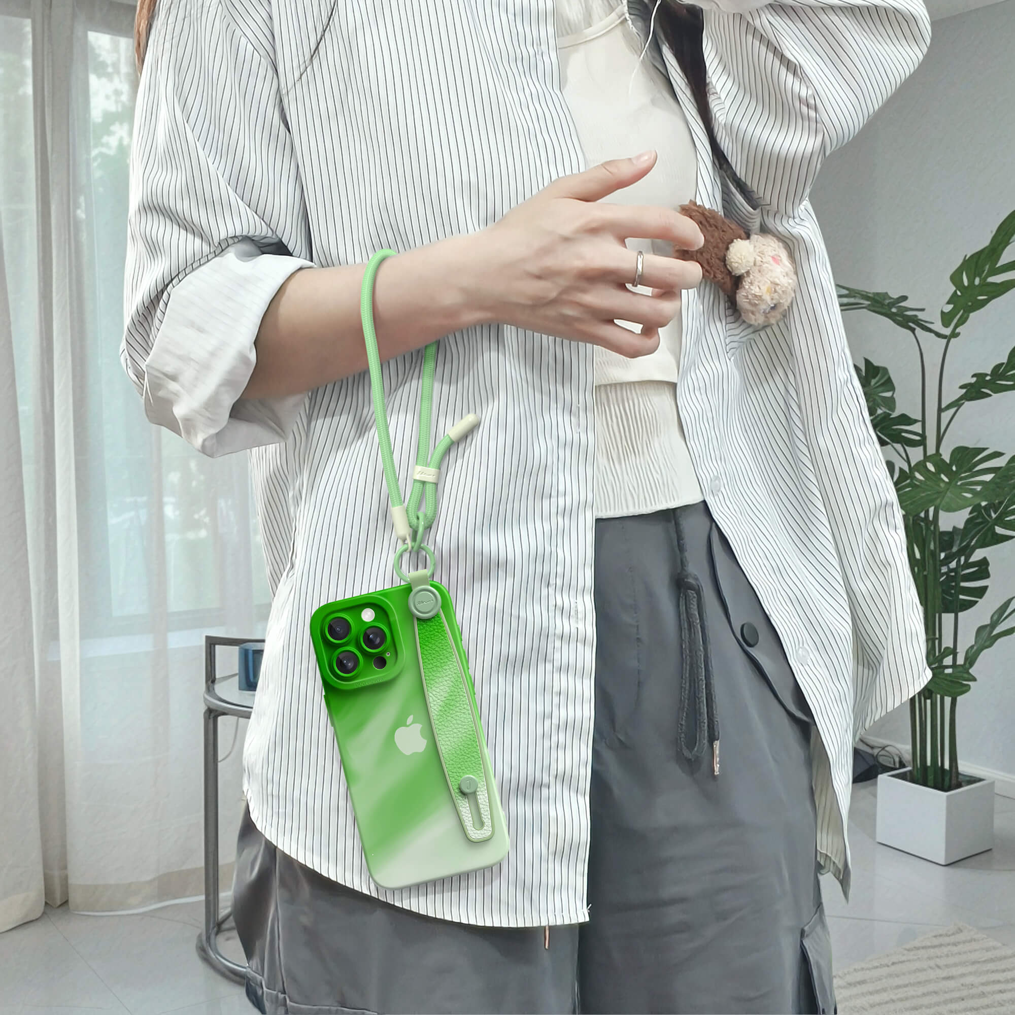 Green and White | iPhone Series Multifunctional Wristband Case