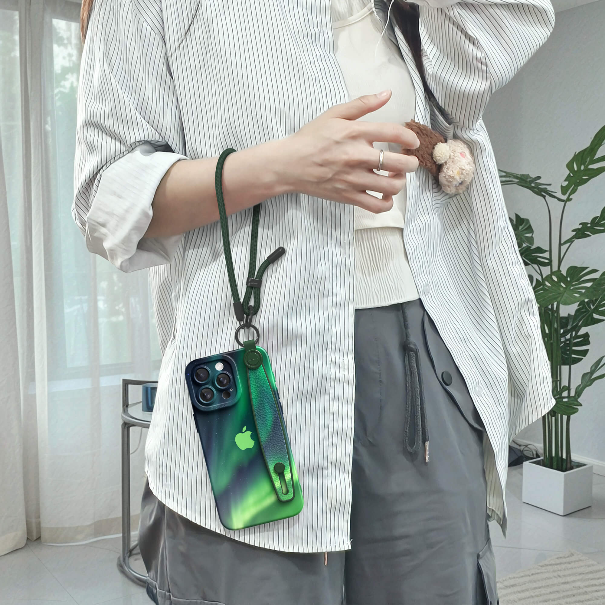 Aurora Green | iPhone Series Multifunctional Wristband Case